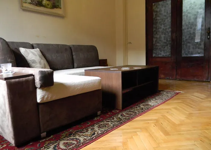 Place In Downtown Apartament Sofia