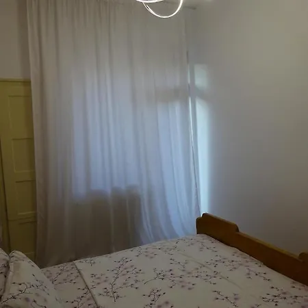 Place In Downtown София