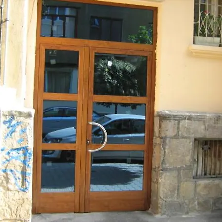 Place In Downtown * Sofía